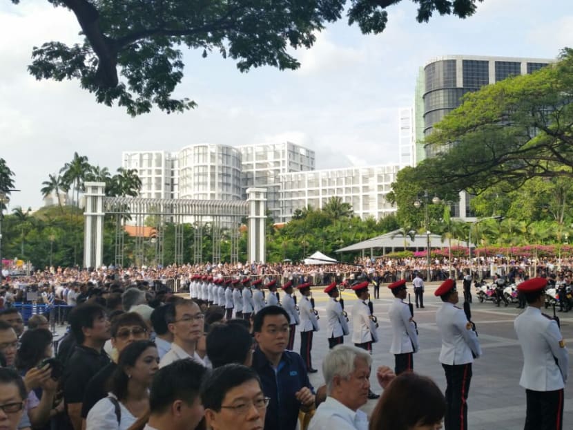 Loyal staff give Mr Lee Kuan Yew final send-off