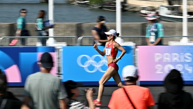 中国第11面金牌！中国长跑选手夺女子20公里竞走金牌