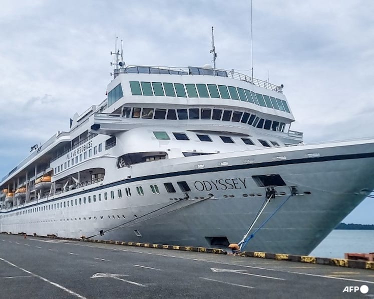 Two hundred 'cruise for life' passengers stranded in Cambodia