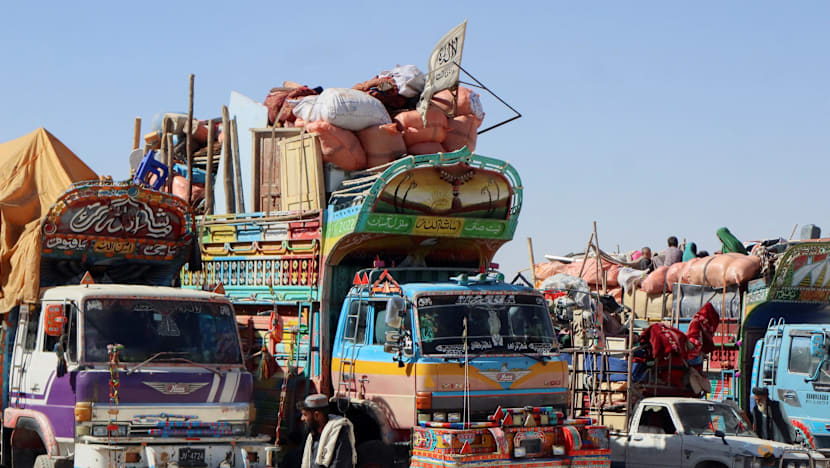 Dozens killed in Pakistan-Afghanistan clashes, border closed