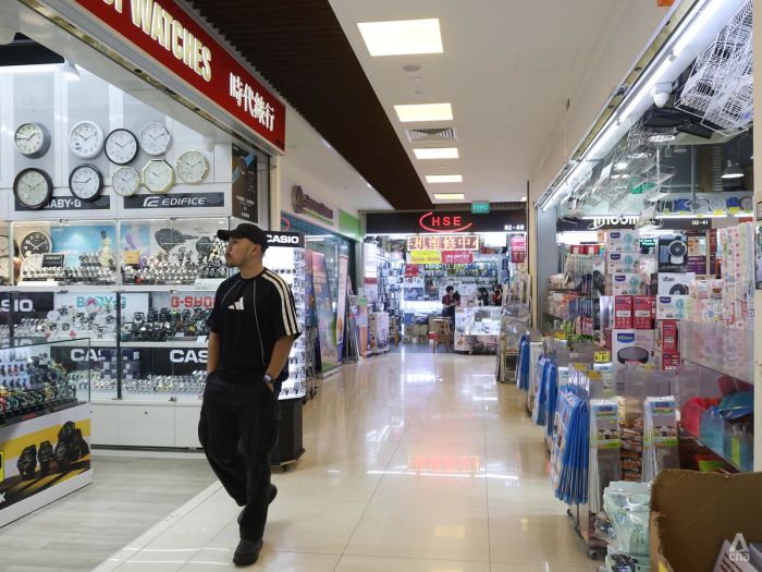 Woodlands shopkeepers lament slow business as easier border crossing draws more shoppers to JB