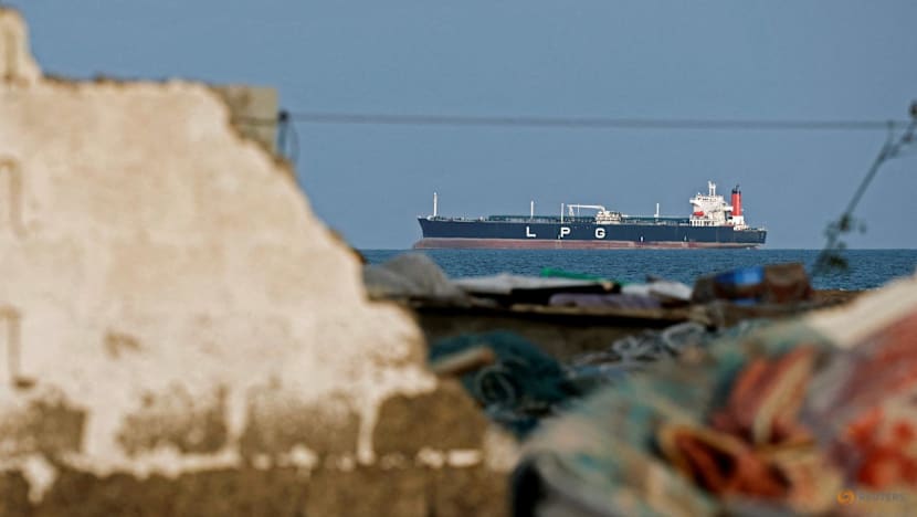 Trump urges world powers to secure Iran shipping lane