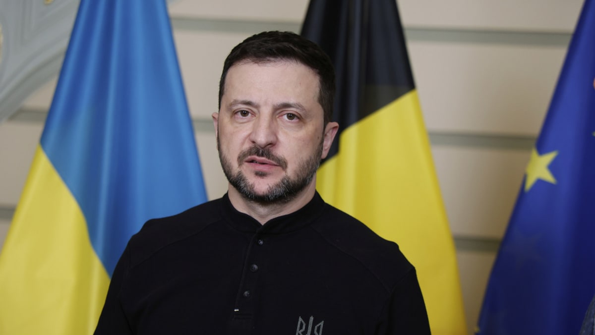 ‘We are not alone’: Zelenskyy thanks Europe at crisis summit