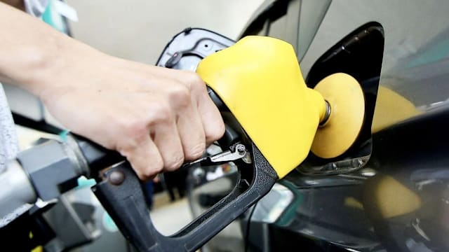 马国4月起禁外国车添RON95汽油 违例车主与油站将被追责