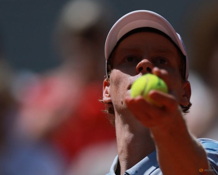 Sinner struggles with illness, low energy as Cerundolo shocks French Open favourite in second round