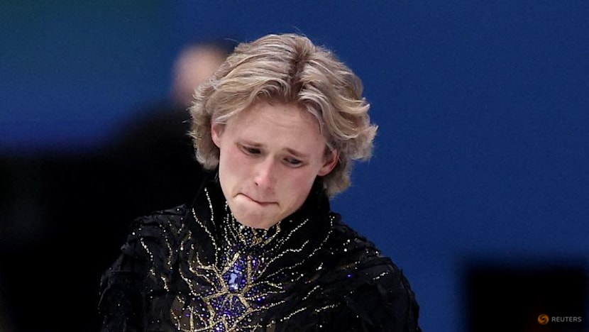 Figure skating-Former Olympians rally round Malinin after shattering defeat