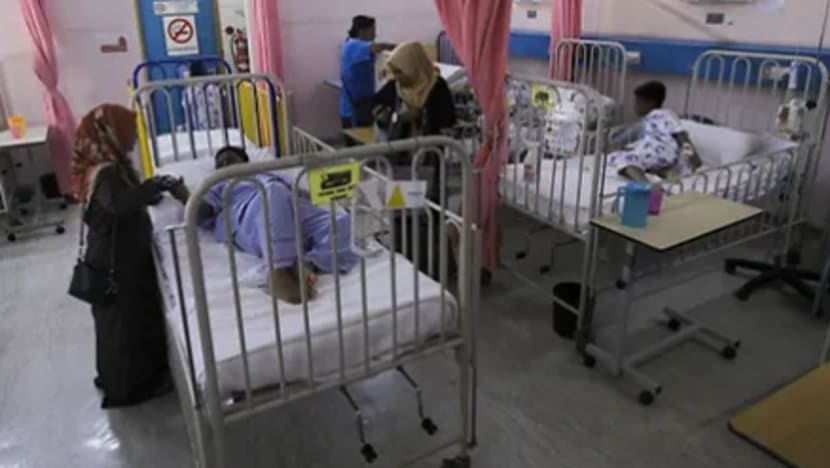 12 pelajar di Port Dickson dikejarkan ke hospital, disyaki keracunan racun serangga 12 pelajar di Port Dickson dikejarkan ke hospital, disyaki keracunan racun serangga