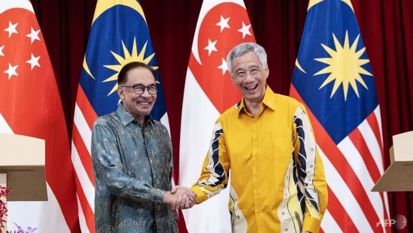 Perjalanan lebih lancar di kedua belah Tambak dengan zon ekonomi khas Johor-Singapura: PM Lee Perjalanan lebih lancar di kedua belah Tambak dengan zon ekonomi khas Johor-Singapura: PM Lee