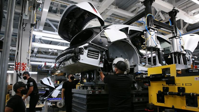EV maker Lucid to cut about 18% of US workforce, COO Winterhoff exits