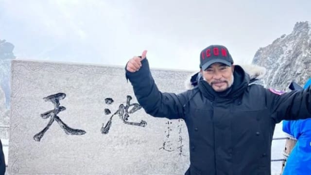 任达华冒风雪上山拍戏　惊传一度失联！