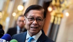 New Thai foreign minister calls for troop reductions with Cambodia