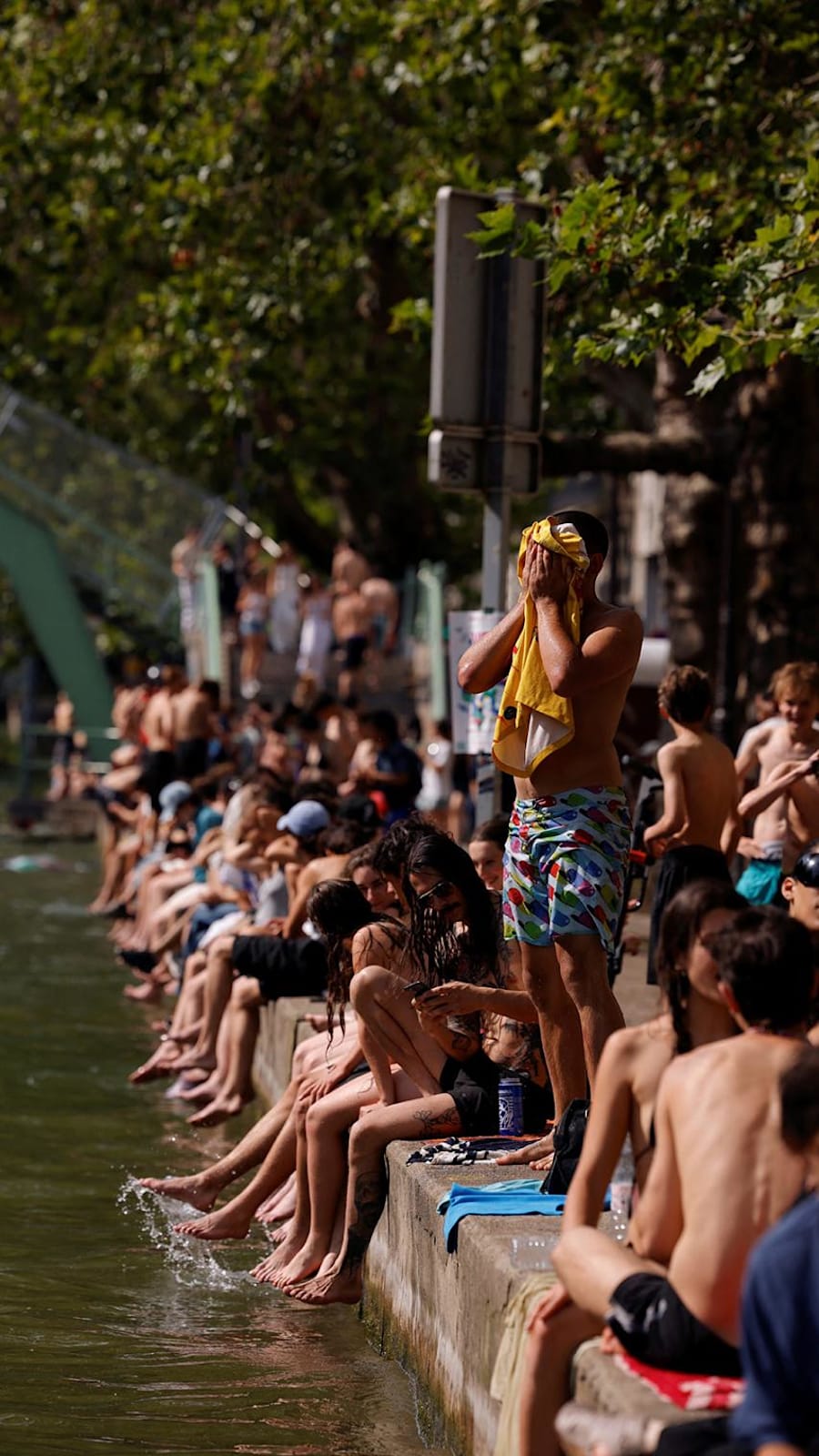 European countries close schools, cancel trains as heatwave set to intensify