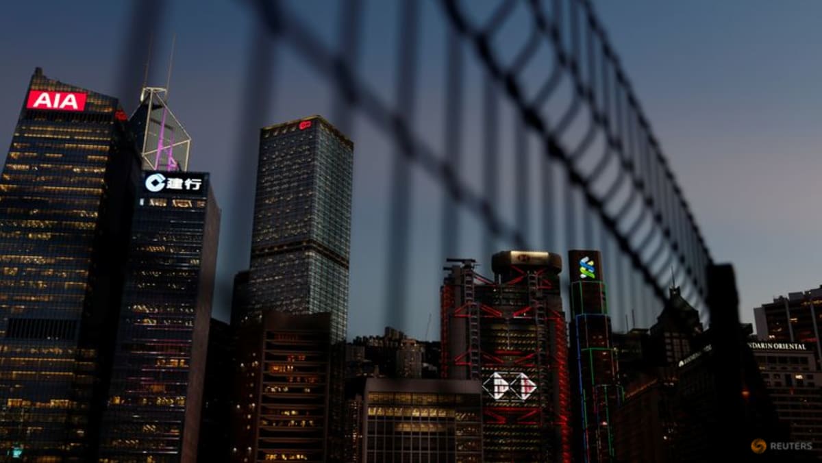 Hong Kong's central bank intervenes to maintain currency peg - Channel News Asia (Picture 1)