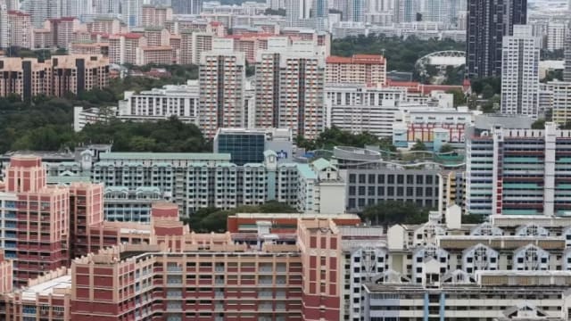 逾95万户本地家庭下个月将获水电和杂费回扣