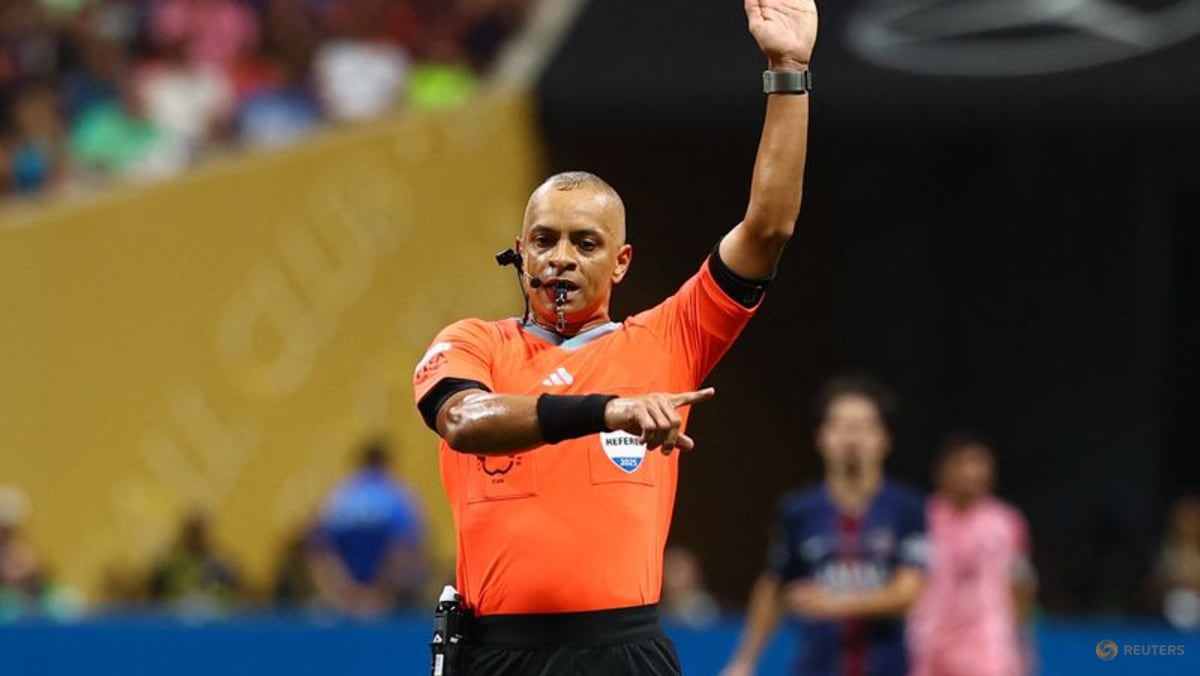 All-Brazilian line-up to referee opening game at W