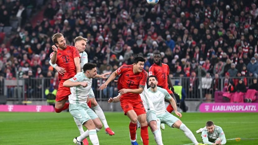 Leaders Bayern ease past Werder 3-0 for seventh straight league win