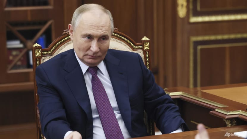 Putin issues warning to US with new nuclear doctrine Putin issues warning to US with new nuclear doctrine
