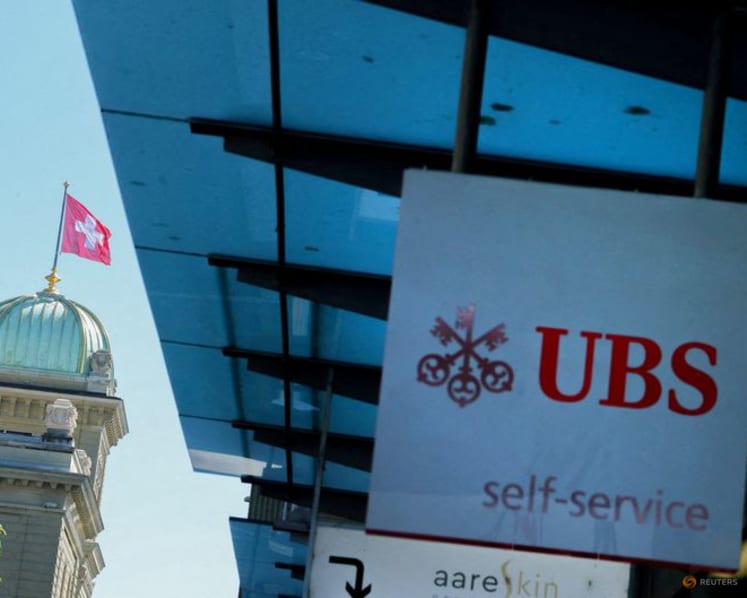 UBS says it does not permit the use of external AI models for client transactions