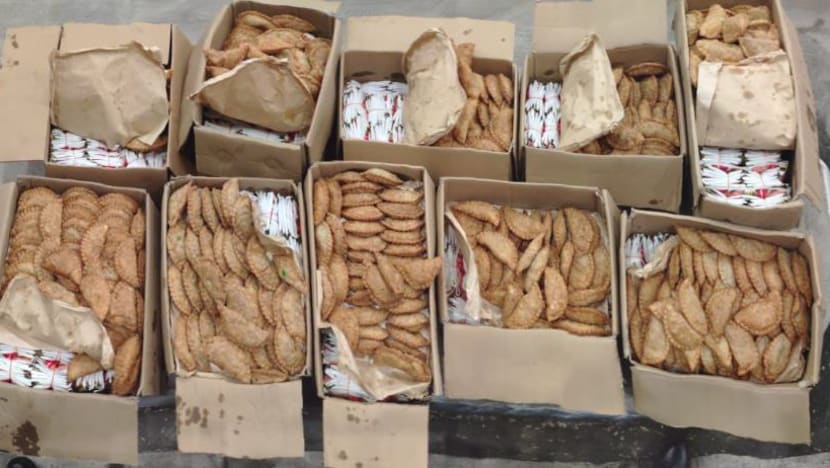 ICA foils attempt to smuggle 7,500 sachets of chewing tobacco under curry puffs