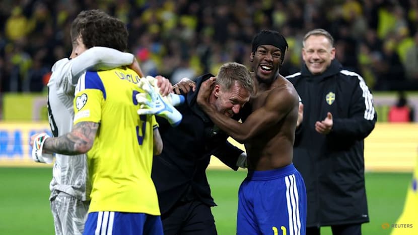 Gyokeres strikes late as Sweden edge Poland to reach World Cup finals