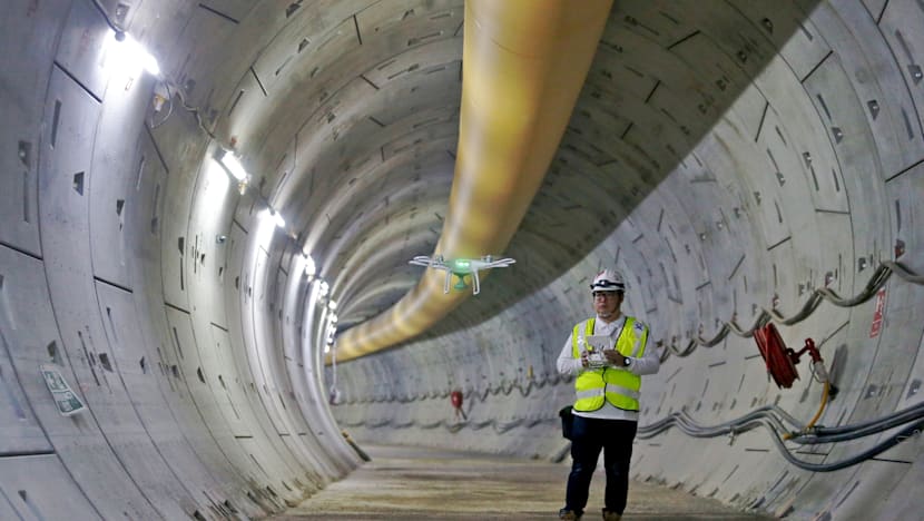 Drone demo at TEL tunnel for visiting Finnish Transport Minister