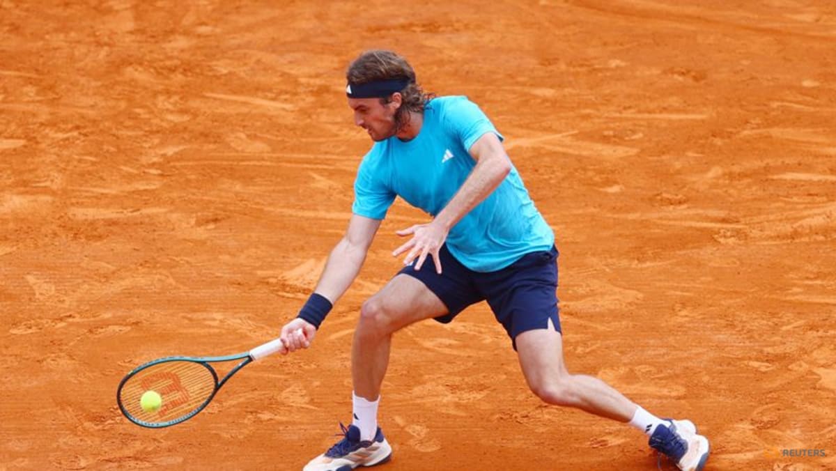 Tsitsipas' Munich switch backfires as rankings slide continues