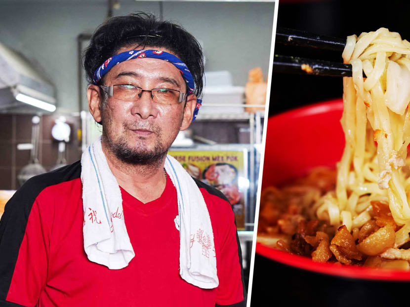 Japanese Mee Pok Hawker Closes Two Stalls In S’pore, Opens KTV Bar In Japan 