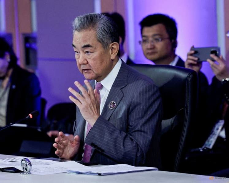 China considering summit with Seoul in November, South Korean foreign ministry says