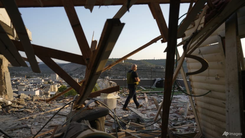 Mayor among 16 killed in Israeli strike on south Lebanon municipality building Mayor among 16 killed in Israeli strike on south Lebanon municipality building