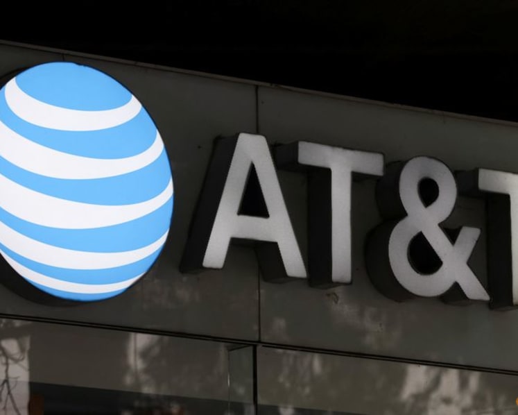 AT&T closes $23 billion deal to acquire spectrum from Echostar