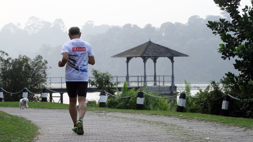 Smoking ban extended to reservoirs and more than 400 parks