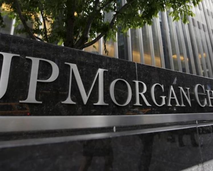 JPMorgan's profits jump as economy, investment bank recovers
