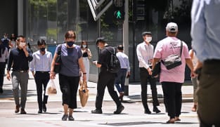 Civil servants to receive 1.3-month year-end bonus, junior-grade officers will get additional one-time payment