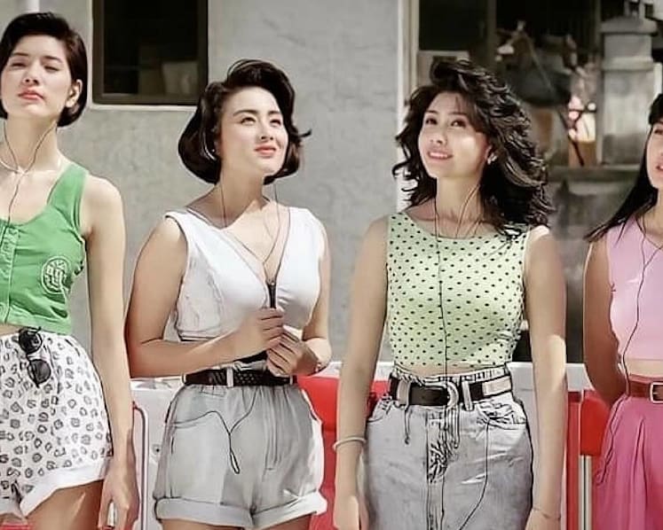 This 1989 pic of Hong Kong’s ‘Four Goddesses’ shows that natural beauty still prevails