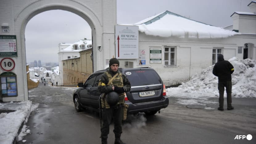 Ukraine says it has uncovered Hungarian spy network, Hungary expels two in response Ukraine says it has uncovered Hungarian spy network, Hungary expels two in response
