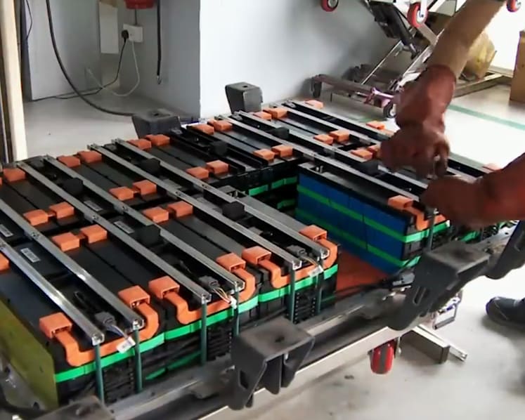 Shortage of skilled mechanics a challenge as car workshops pivot to EV repair