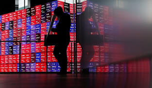 Bonds unsettled as oil and gas climb, earnings loom for AI