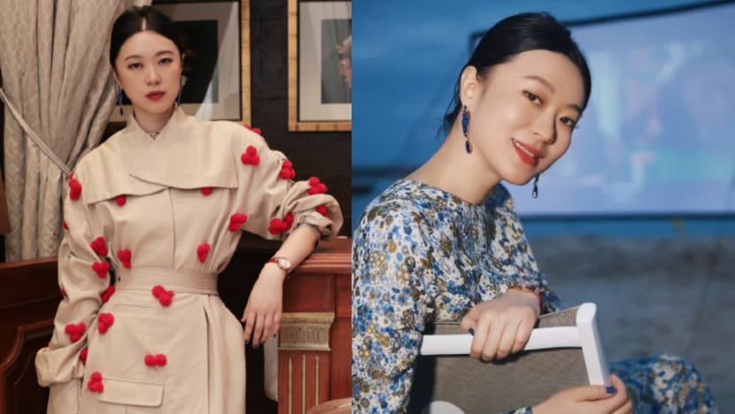 Chinese Actress Huang Lu Complains About Bad Service From Cathay Pacific Staff In Helping Her Retrieve Her Lost Wallet, Which She Left At Their Check-In Counter Chinese Actress Huang Lu Complains About Bad Service From Cathay Pacific Staff In Helping Her Retrieve Her Lost Wallet, Which She Left At Their Check-In Counter