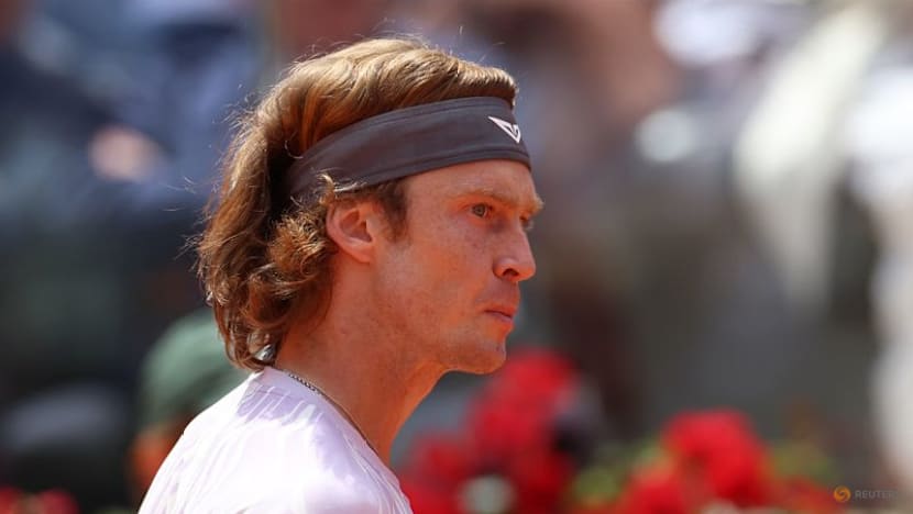 Sinner surges into Rome semis with record 32nd straight Masters 1000 win