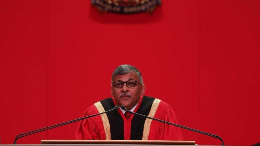 Chief Justice urges new lawyers to do pro bono work, as pandemic reduces lower-income groups’ access to justice