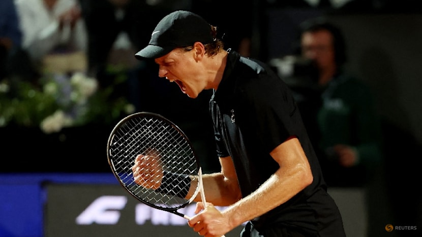 Sinner closes in on Italian Open final before rain halts Medvedev clash