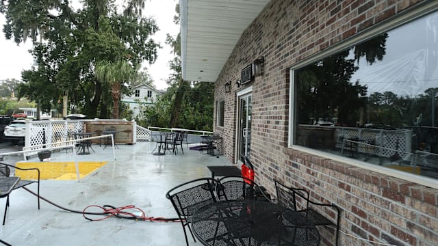 美国南卡罗来纳州酒吧餐馆爆枪击 至少4死20伤