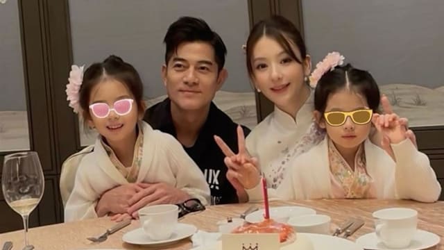 郭富城两千金热跳BABYMONSTER舞蹈！方媛晒视频，女儿被赞“遗传神基因可出道”