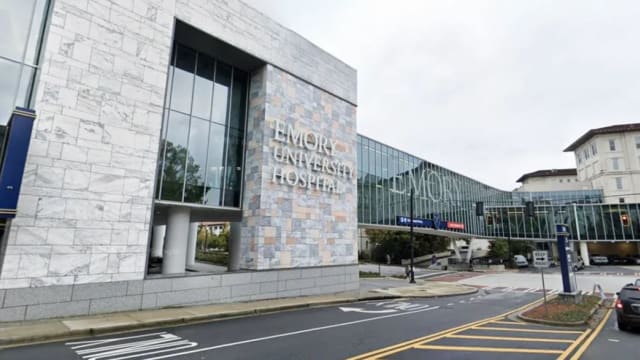 疑因在社媒嘲笑孕妇和家属行为举止  美国四名护士遭开除