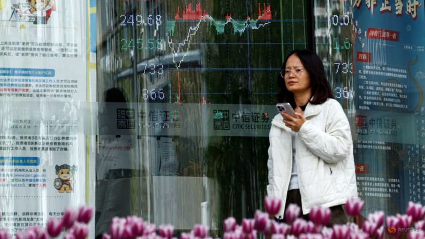 Asian markets rebound to track Wall Street up as China cuts rates