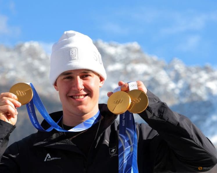 Alpine skiing-After Olympic sweep, Swiss Von Allmen shrugs off pressure ahead of new season