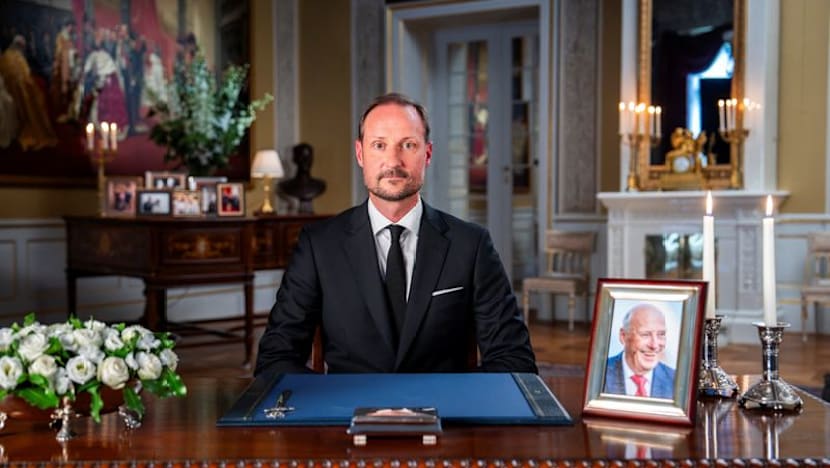 Norway’s King Haakon VIII pays tribute to late King Harald V in first address