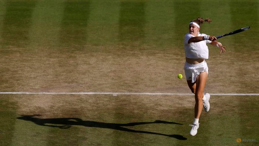 Muchova downs Osaka to set up Gauff semi