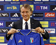 Mancini names nine uncapped players in expanded Italy squad after summer turmoil