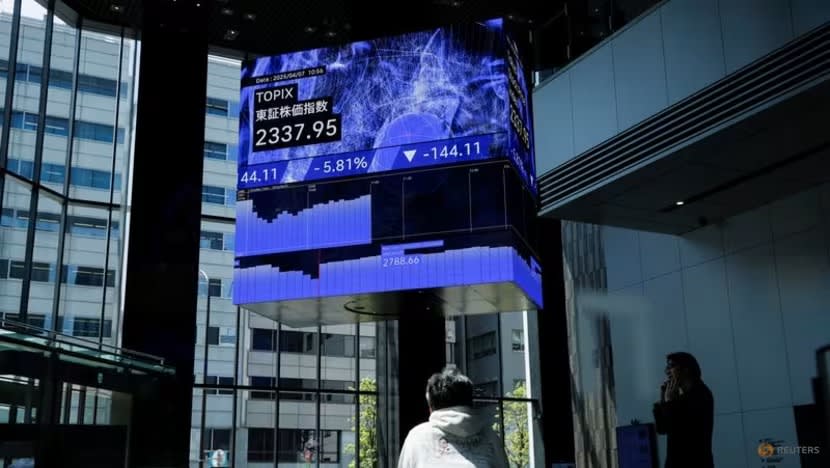 Saham stabil di Asia susuli surat tarif Amerika; dolar lebih kukuh Saham stabil di Asia susuli surat tarif Amerika; dolar lebih kukuh